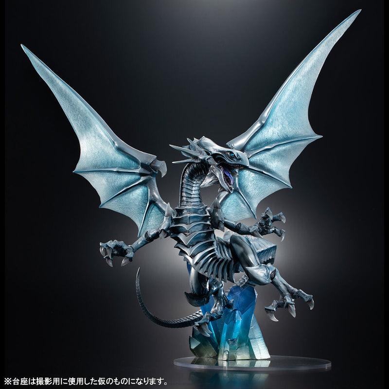 Yu-Gi-Oh! Duel Monsters Art Works Monsters Blue Eyes White Dragon Holographic Edition