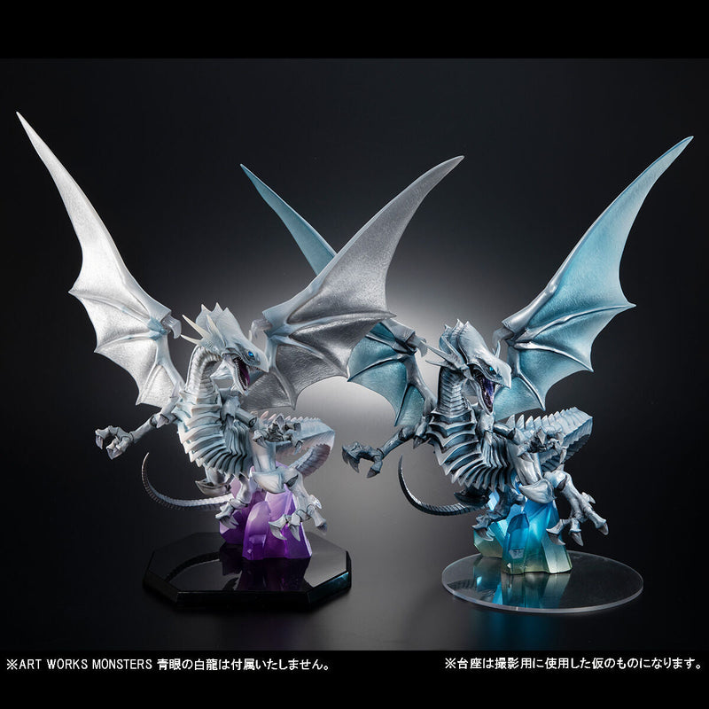 Yu-Gi-Oh! Duel Monsters Art Works Monsters Blue Eyes White Dragon Holographic Edition