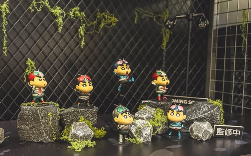 DGSquared Crayon Shinchan x Masked Rider Blindbox series Vol.2 ( Set of 6 )