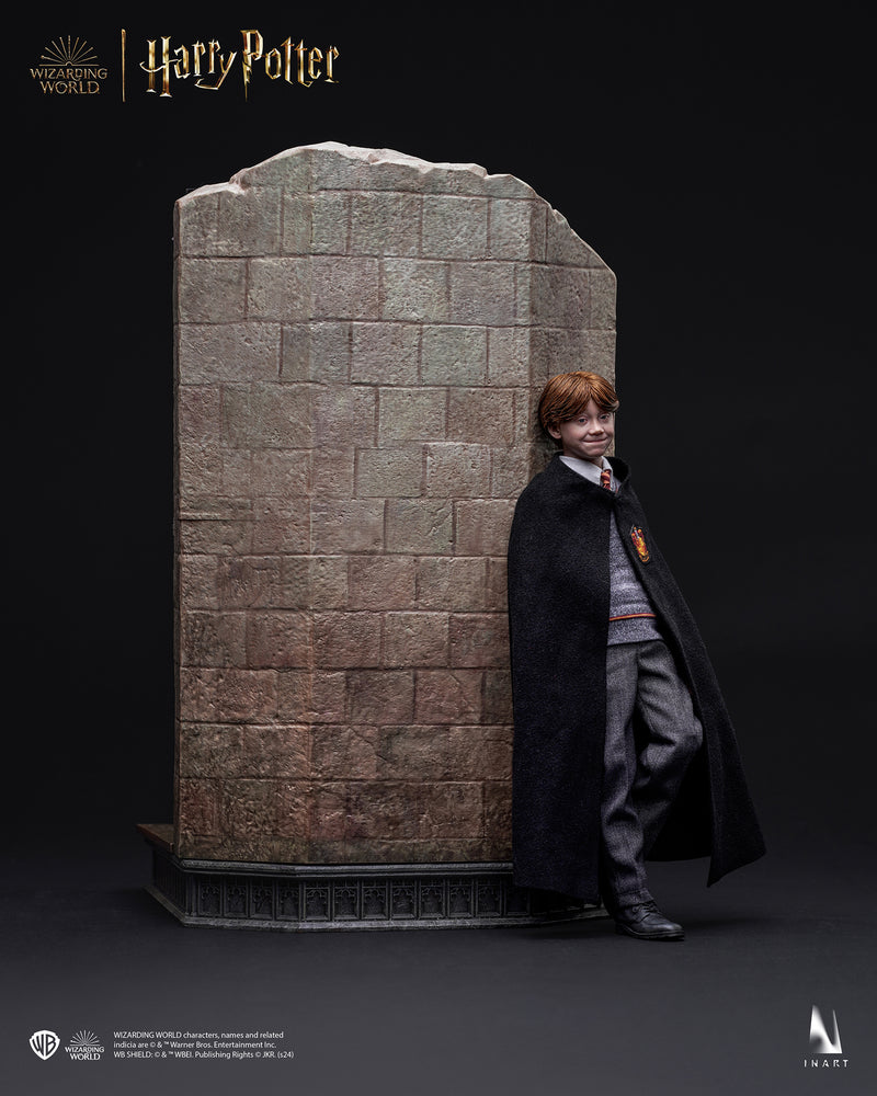 INART AG010D Harry Potter and the Philosophers Stone - Ron Weasley  (Deluxe Version)