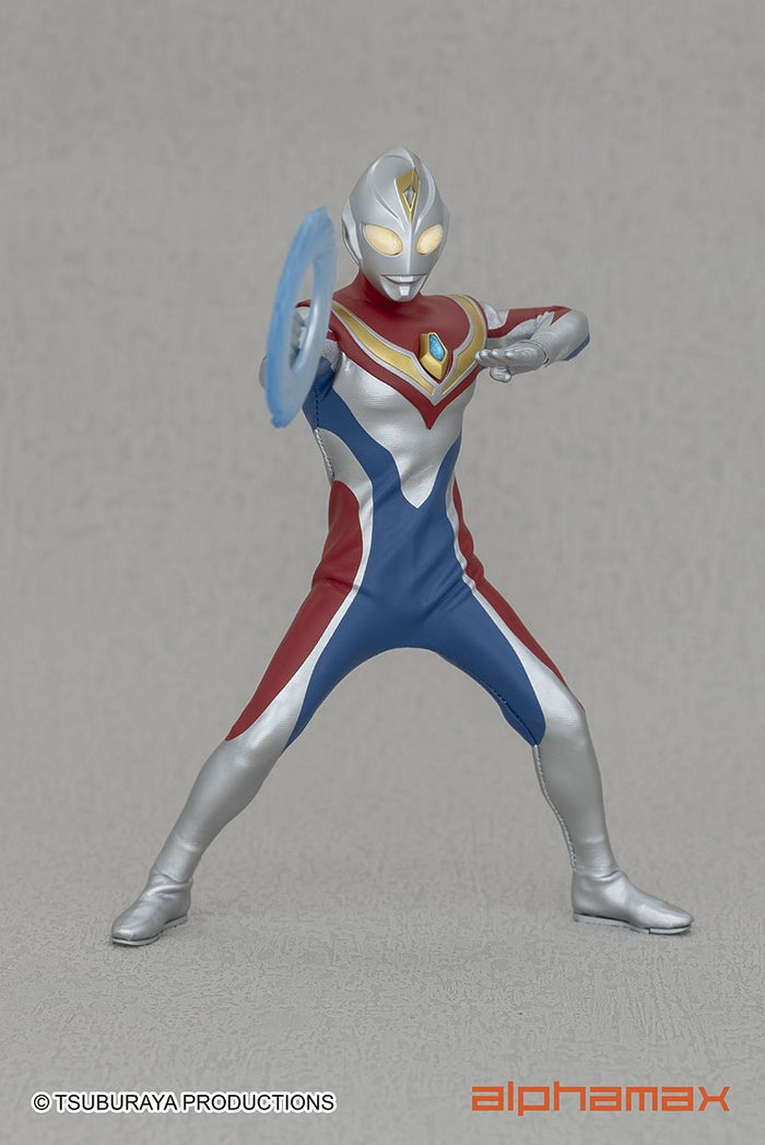 Alphamax Ultraman Dyna