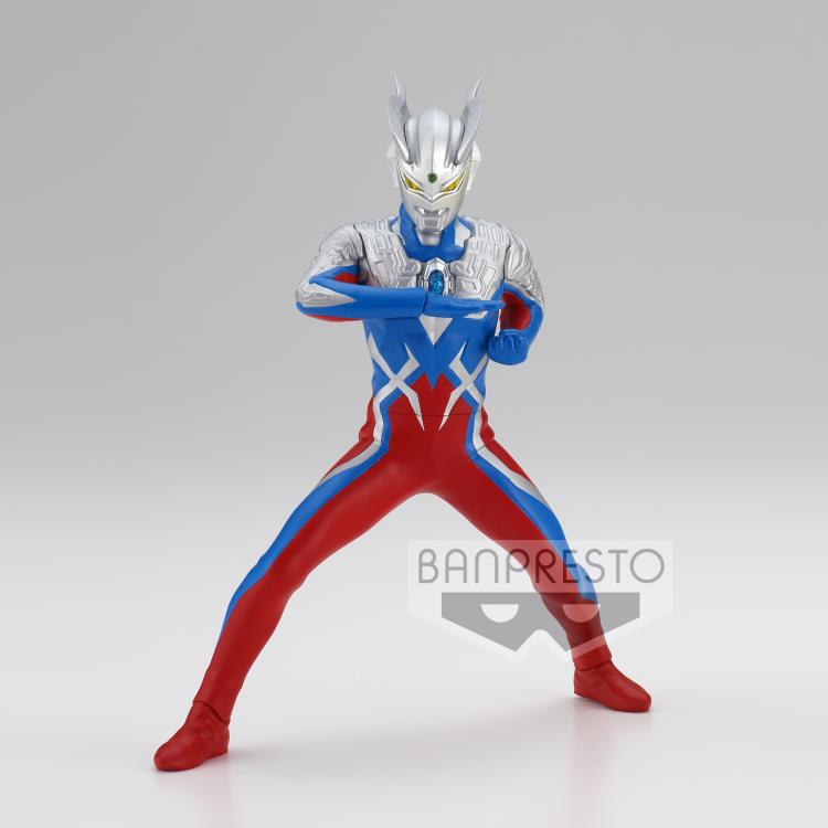 Mega Monster Battle: Ultra Galaxy Hero's Brave Statue Ultraman Zero Figure (Ver. A)