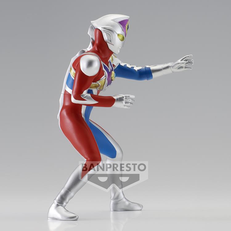 Ultraman Decker Hero's Brave Statue Figure Ultraman Decker Flash Type Figure (Ver.A)