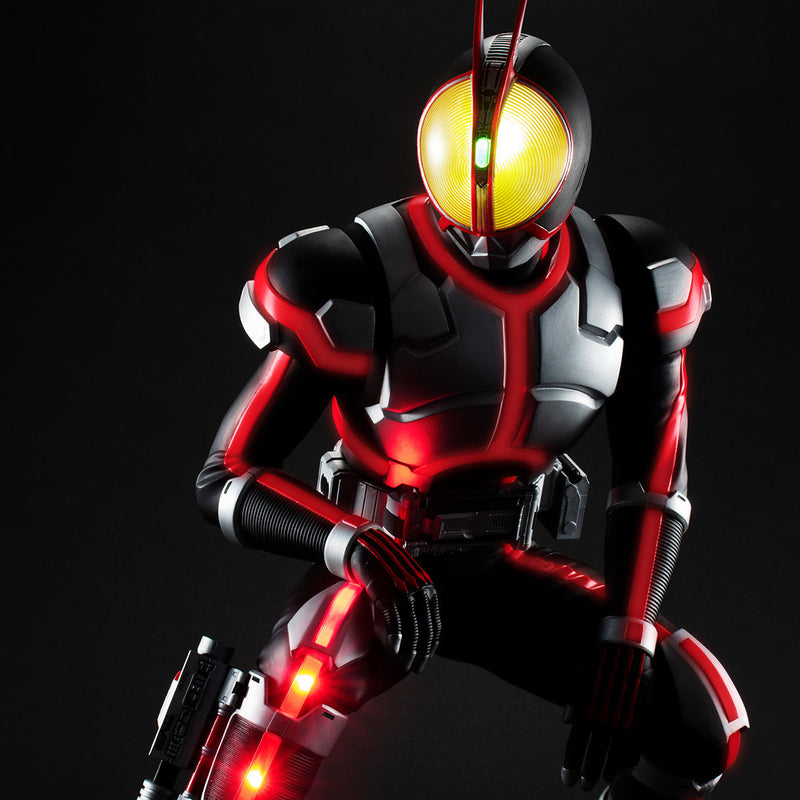 Megahouse Ultimate Article Kamen Rider Φ Faiz